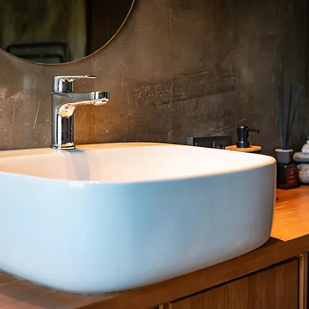 Stylish Old Town Retreat I I Cohost Apartamento *